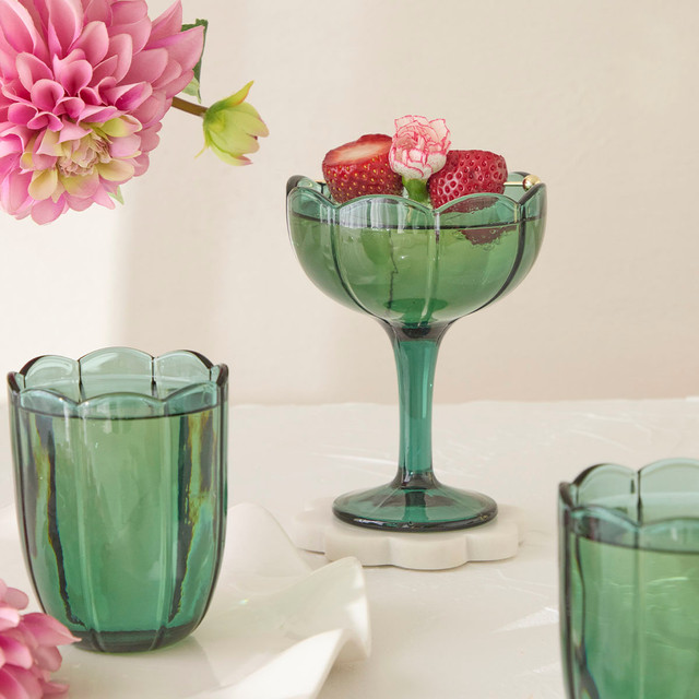 Lilly Cocktail Coupe Set of 4 8 Lilly Cocktail Coupe Set of 4