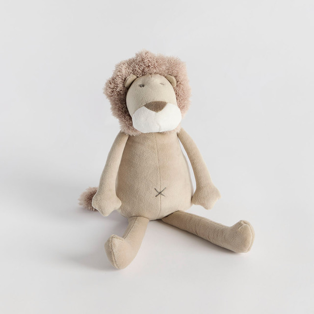 Leon the Lion Plush Toy 6 Leon the Lion Plush Toy