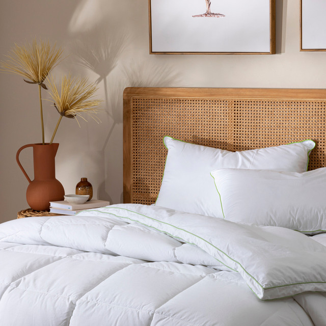 Hypoallergenic 400gsm Microfibre Quilt 12 Hypoallergenic 400gsm Microfibre Quilt