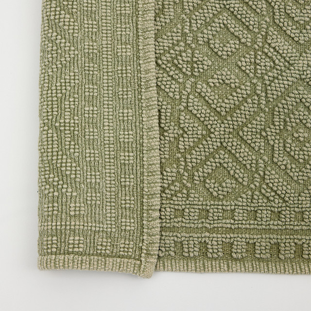 Louis Bath Rug 7 Louis Bath Rug