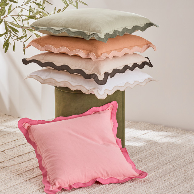 Maya Scalloped Cushion 18 Maya Scalloped Cushion