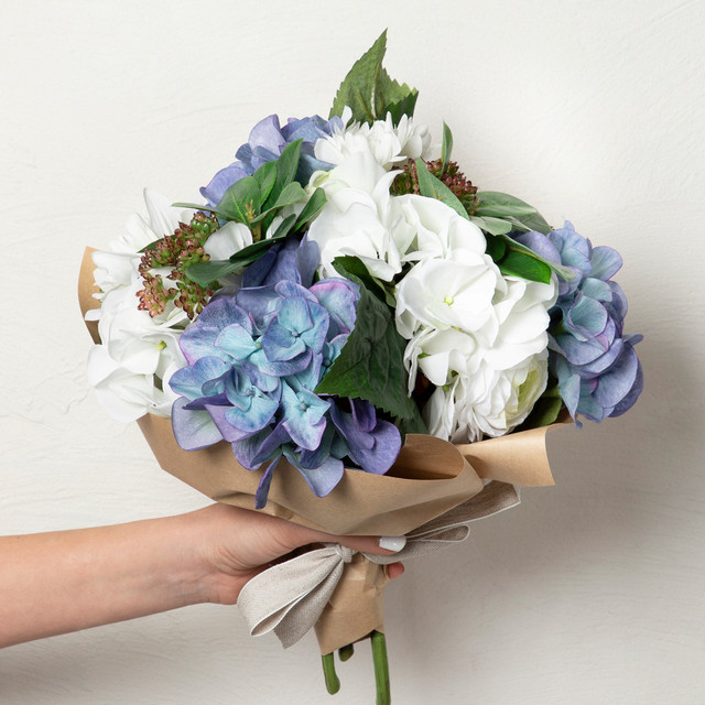 Hydrangea Pick 9 Hydrangea Pick