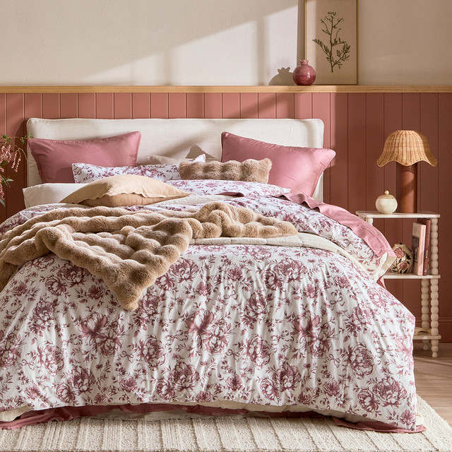 Cressida Floral Quilt Cover Set 1 Cressida Floral Quilt Cover Set