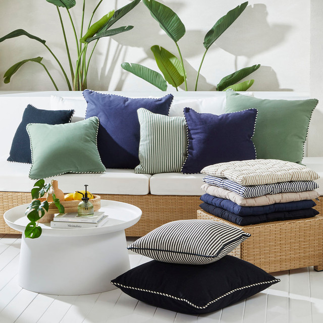 Zona Outdoor Small Square Plain Cushion 10 Zona Outdoor Small Square Plain Cushion