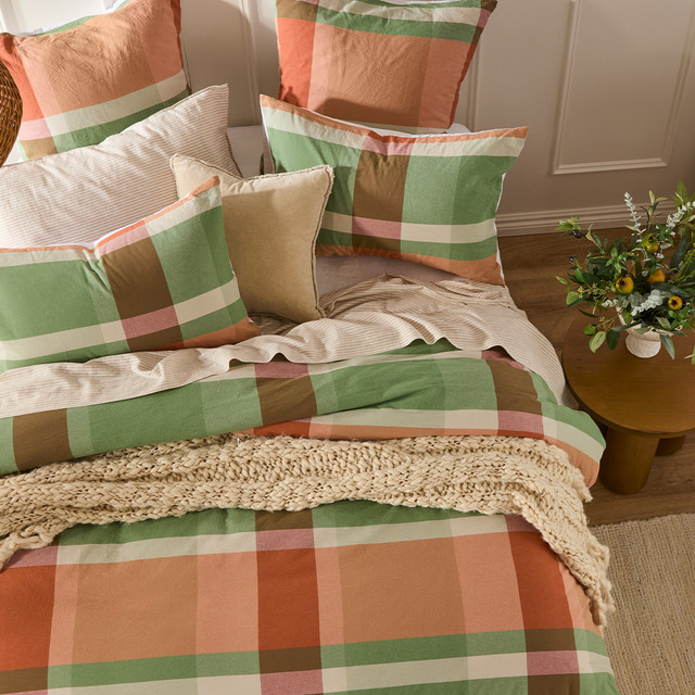Mackenzie Checked Quilt Cover Set 8 Mackenzie Checked Quilt Cover Set