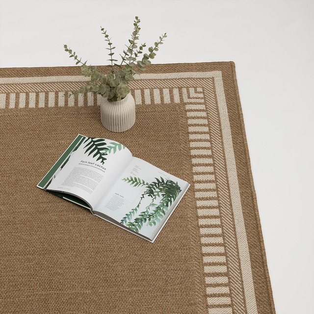 White Boarder Rug Tannum White Border Large Outdoor Rug - Pillow Talk