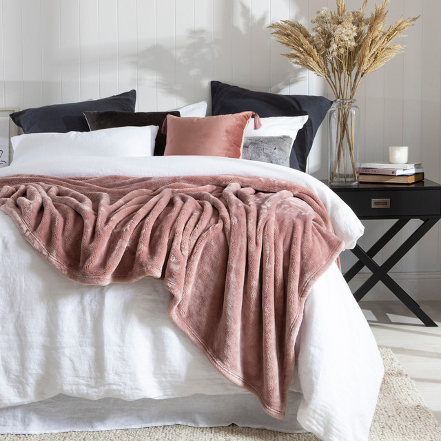Luxe 520gsm Microfibre Blanket 15 Luxe 520gsm Microfibre Blanket