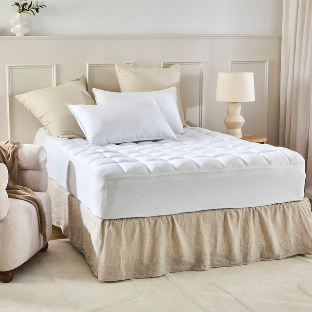 Classic Collection 750gsm Mattress Topper 1 Classic Collection 750gsm Mattress Topper