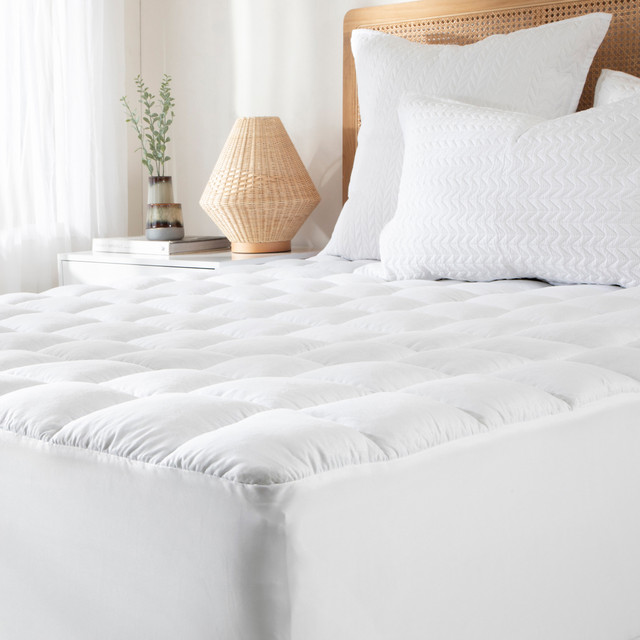 Classic Collection 750gsm Mattress Topper 9 Classic Collection 750gsm Mattress Topper