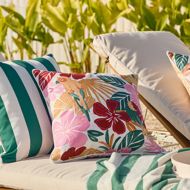 Paradiso Bird Pink Square Outdoor Cushion