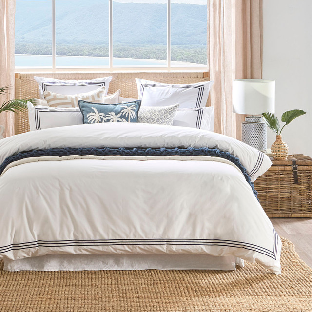 Hotel Luxury Navy Quilt Cover Set 1 Hotel Luxury Navy Quilt Cover Set