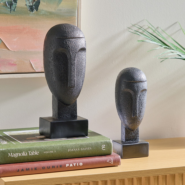 Zara Face Sculpture 1 Zara Face Sculpture
