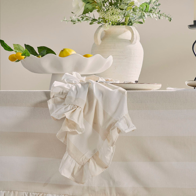 Piper Stripe Ruffle Napkin 4 Pack 18 Piper Stripe Ruffle Napkin 4 Pack