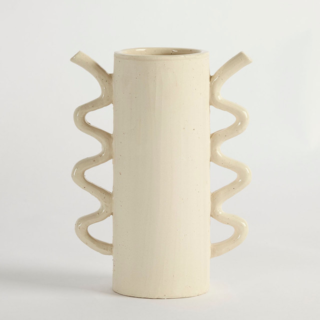 Augie Vase 10 Augie Vase